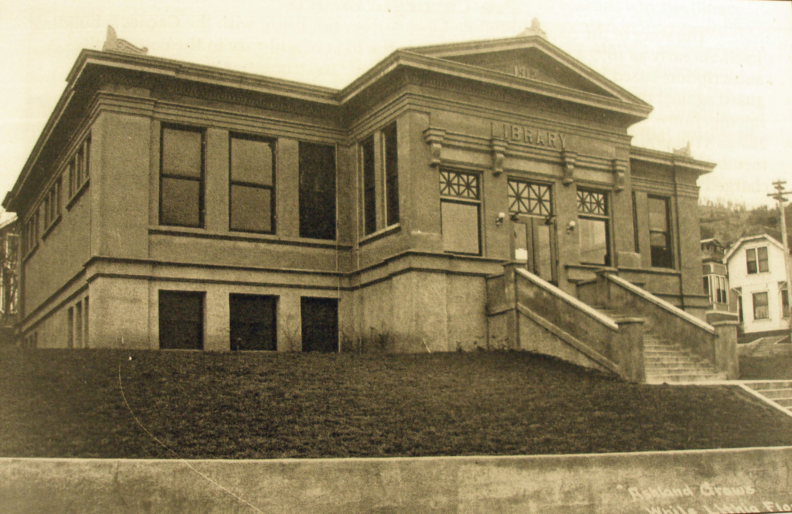 So Many Kinds of Libraries (and Librarians) Jackson County Library